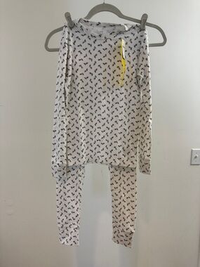 GAP White Long-Sleeve Floral Kids Pajama Set